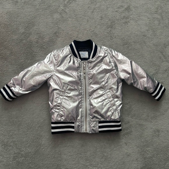 Metallic Silver Jacket - Picture 3 of 6